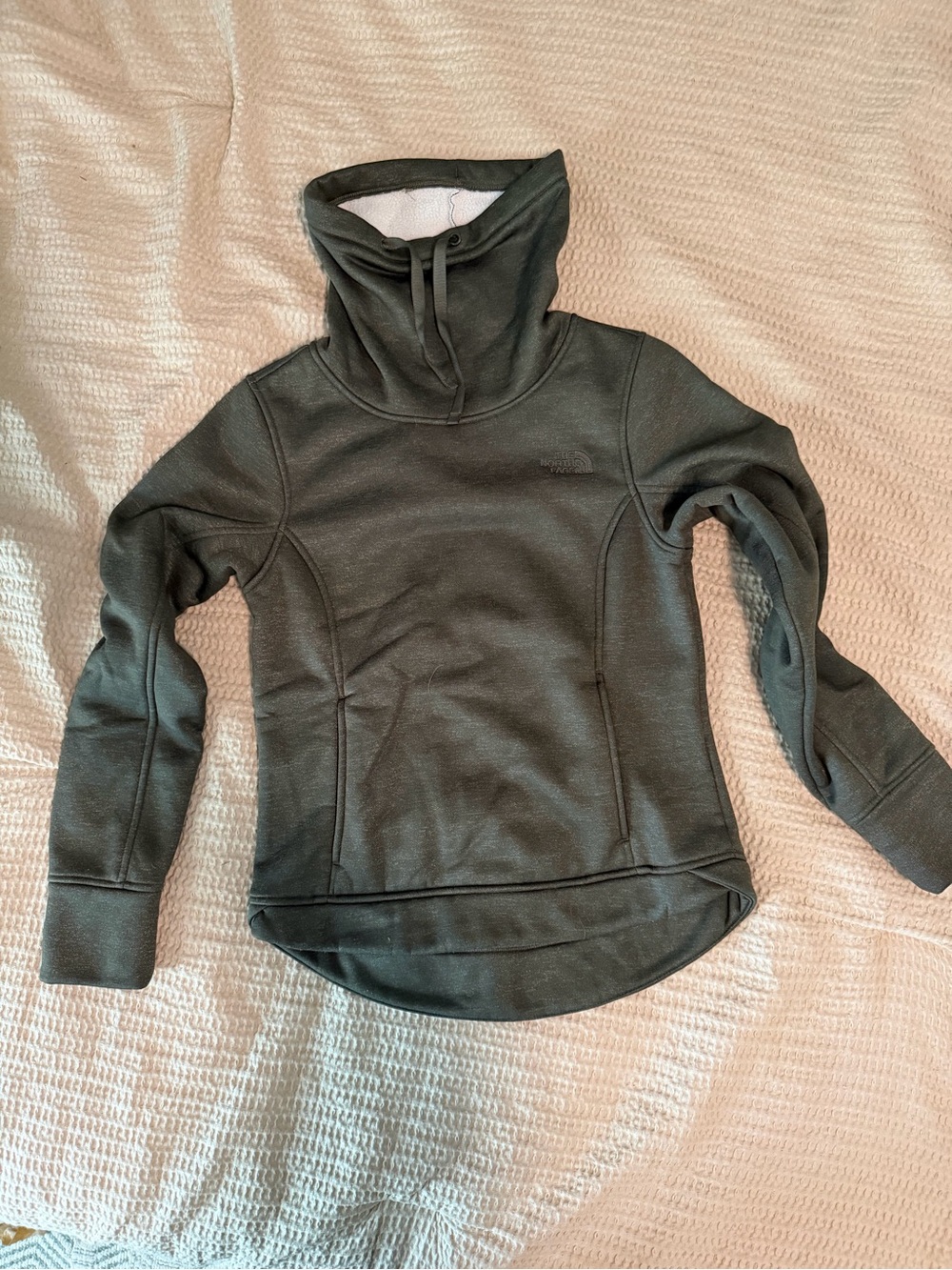 The North Face Women's Mattea Pullover